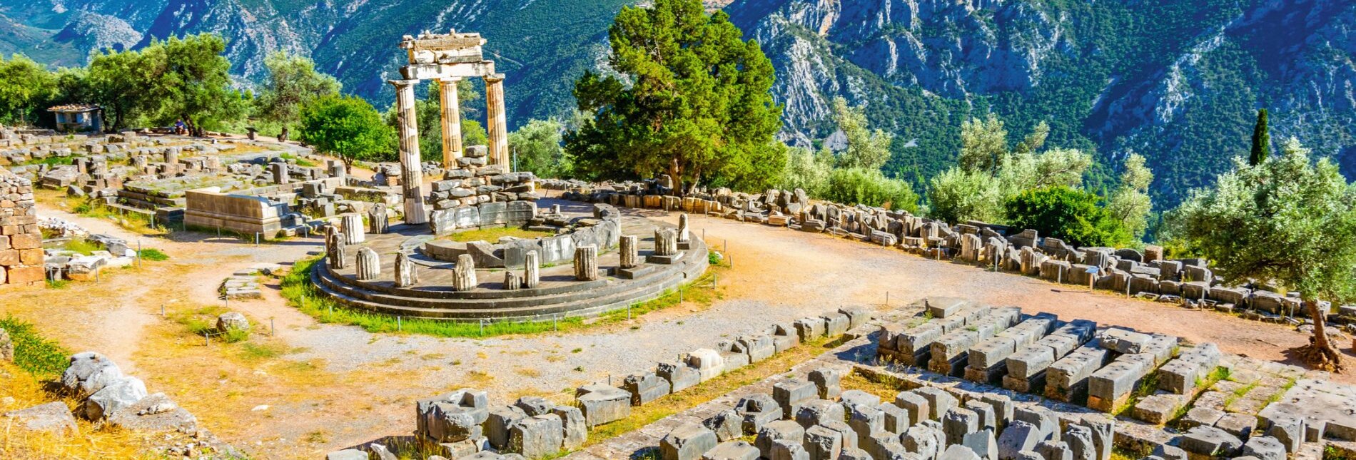 Ruinen des Tempel Athena Pronaia in Delphi